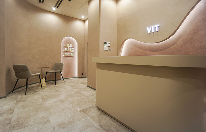 受付とサロンスペース